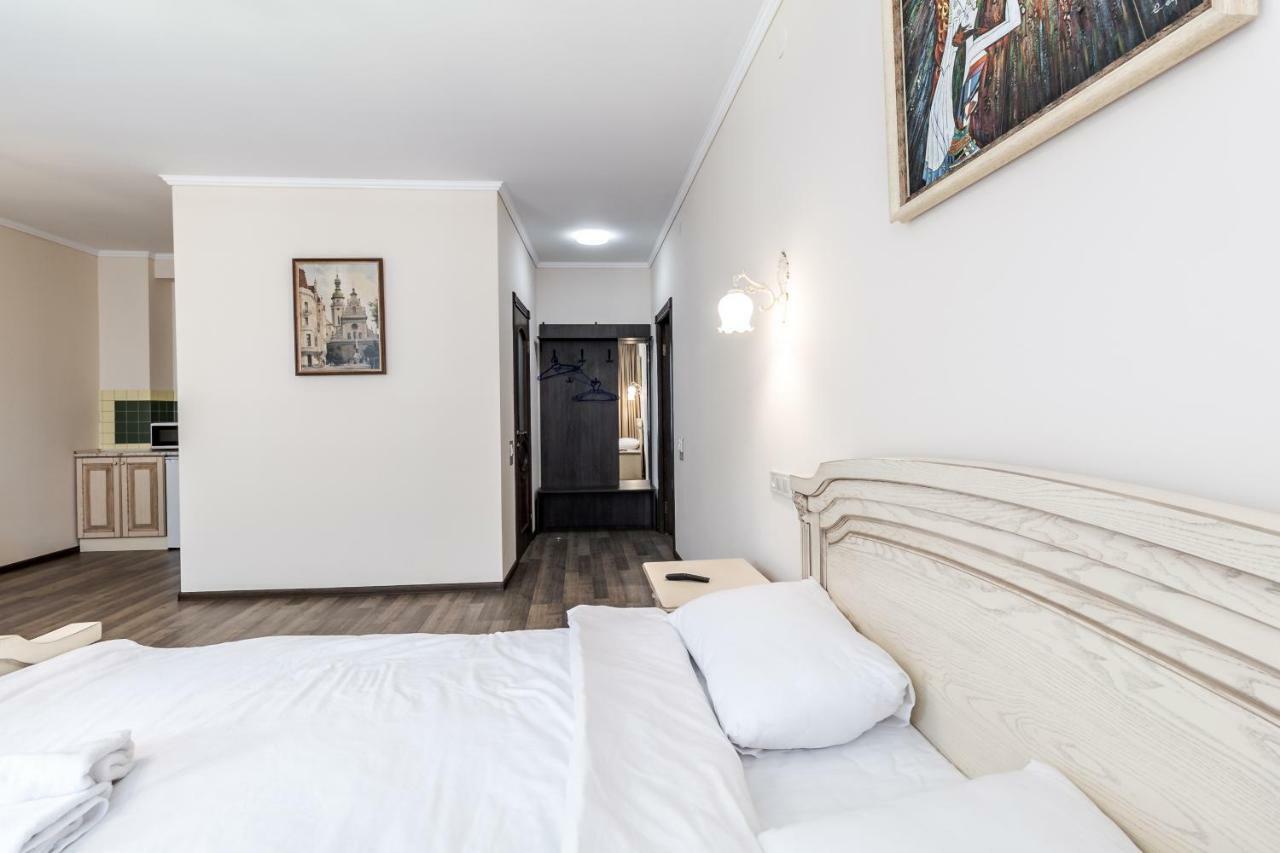Opera House Apartment 3 Lemberg Exterior foto